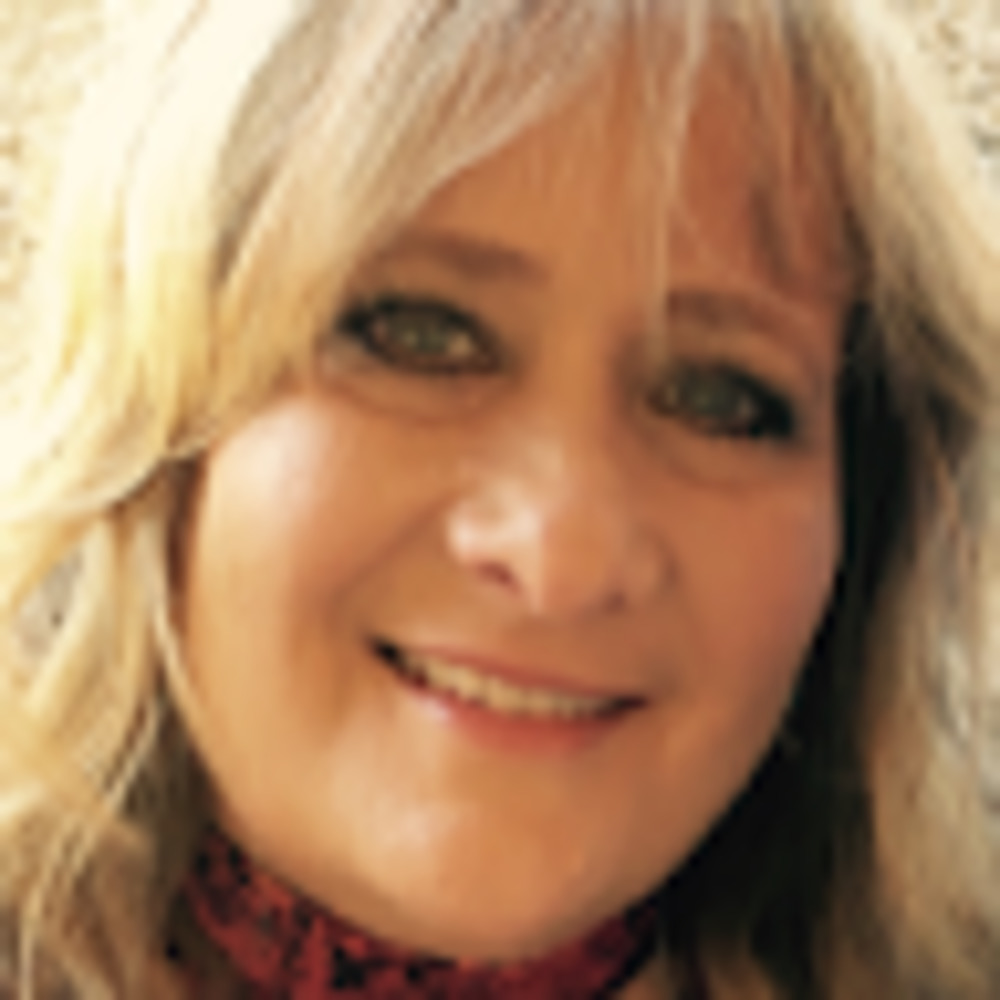 Meet your Posher, Charlotte